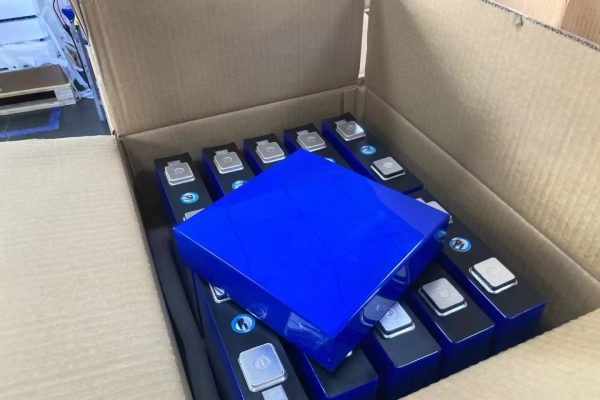 Battery Sizing for Commercial ESS Projects: Key Factors and Practical Approaches