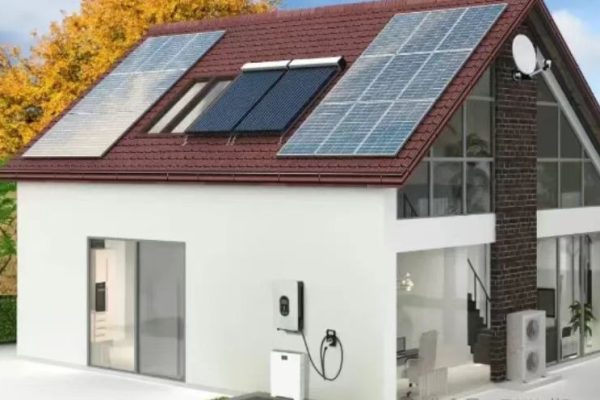 Integrated vs. Modular: Which PV+ESS Package Sells Better?