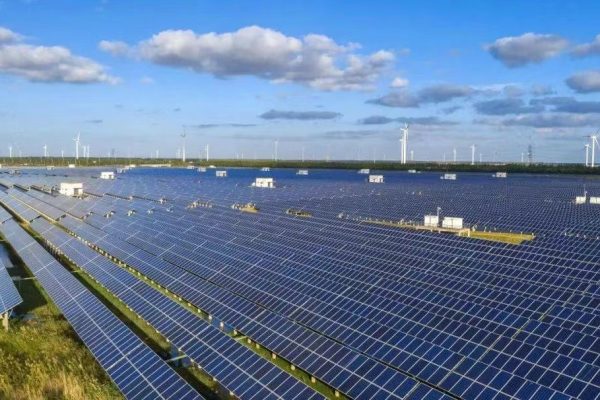 PV Inverters with Built-In Battery Ports: Are They Worth It?