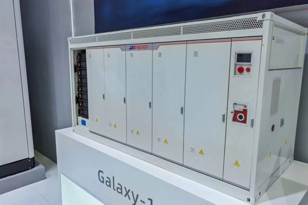 Challenges in Matching Panels, Inverters, and Batteries: What Installers Must Get Right