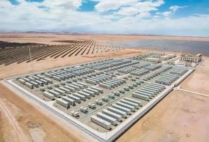 Containerized ESS vs. Indoor R…