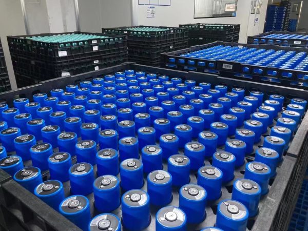 Sodium-Ion Battery Use Cases in Small Energy Systems