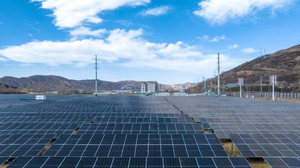 Can a Hybrid System Run Without a Grid Connection?